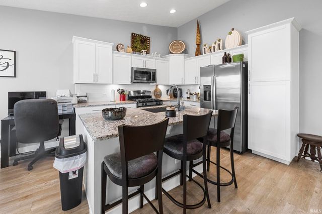 1407 Abby Lane, Huntingburg, IN 47542