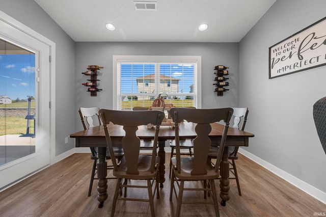 1407 Abby Lane, Huntingburg, IN 47542