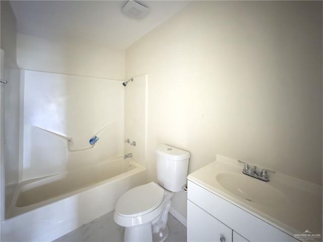 720 E Ricky Crossland, Elsa, TX 78543