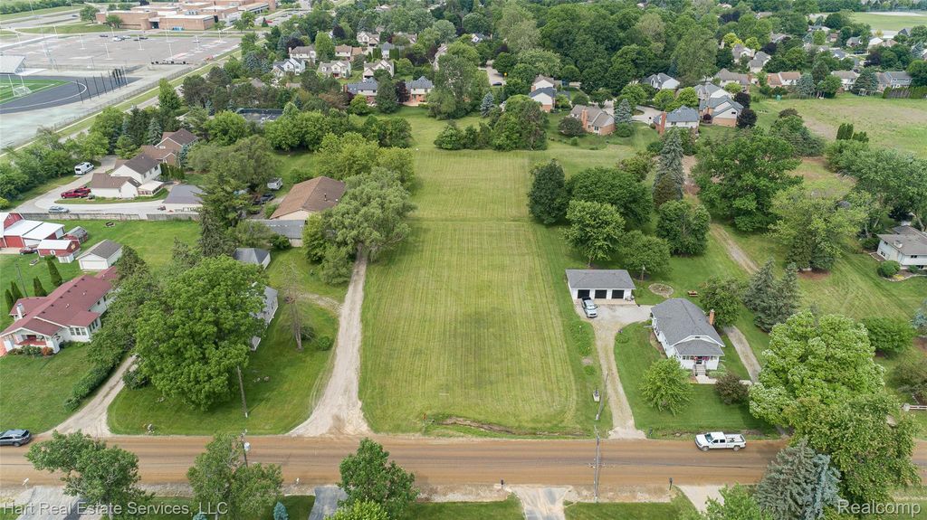 8877 N Canton Center Road, Plymouth, MI 48170