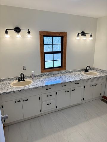 157 Old Loving Road, Mineral Bluff, GA 30559