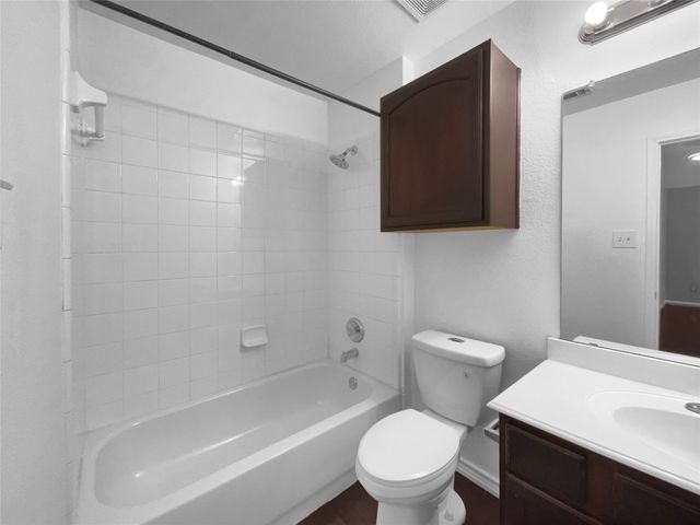 1701 Jasmine Trail, Savannah, TX 76227