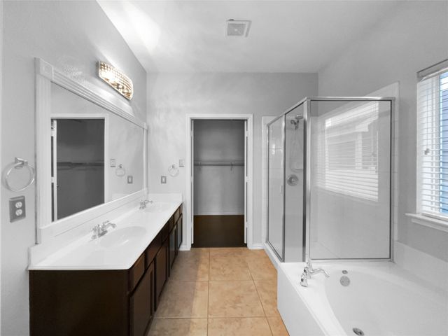 1701 Jasmine Trail, Savannah, TX 76227