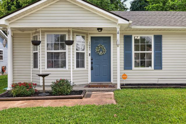 1045 Shadow Ridge Ave, Oak Grove, KY 42262