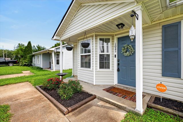 1045 Shadow Ridge Ave, Oak Grove, KY 42262