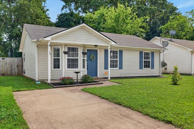1045 Shadow Ridge Ave, Oak Grove, KY 42262