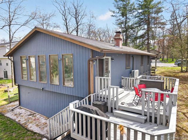 4 Picadilly Court, Rock Hill, NY 12775