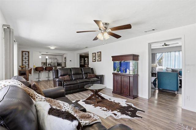 3310 NW 28TH AVENUE, Gainesville, FL 32605