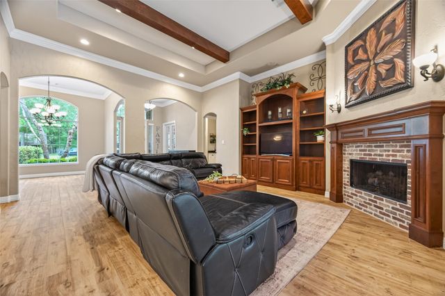 419 Box Elder Drive, Magnolia, TX 77354