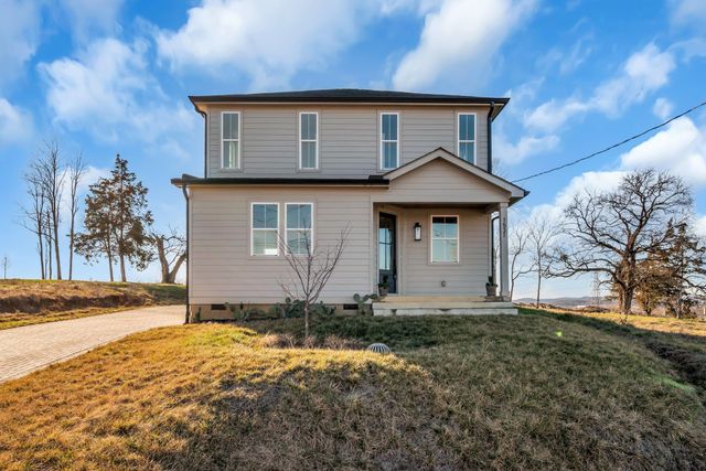 1531 E Stewarts Ln, Nashville, TN 37218