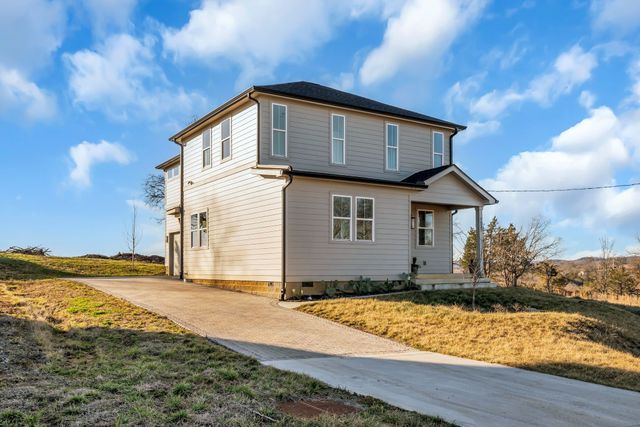 1531 E Stewarts Ln, Nashville, TN 37218