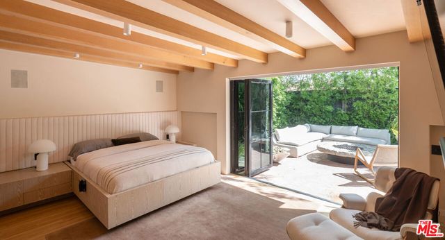 330 N Arden Boulevard, Los Angeles, CA 90004