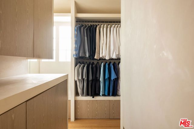 330 N Arden Boulevard, Los Angeles, CA 90004