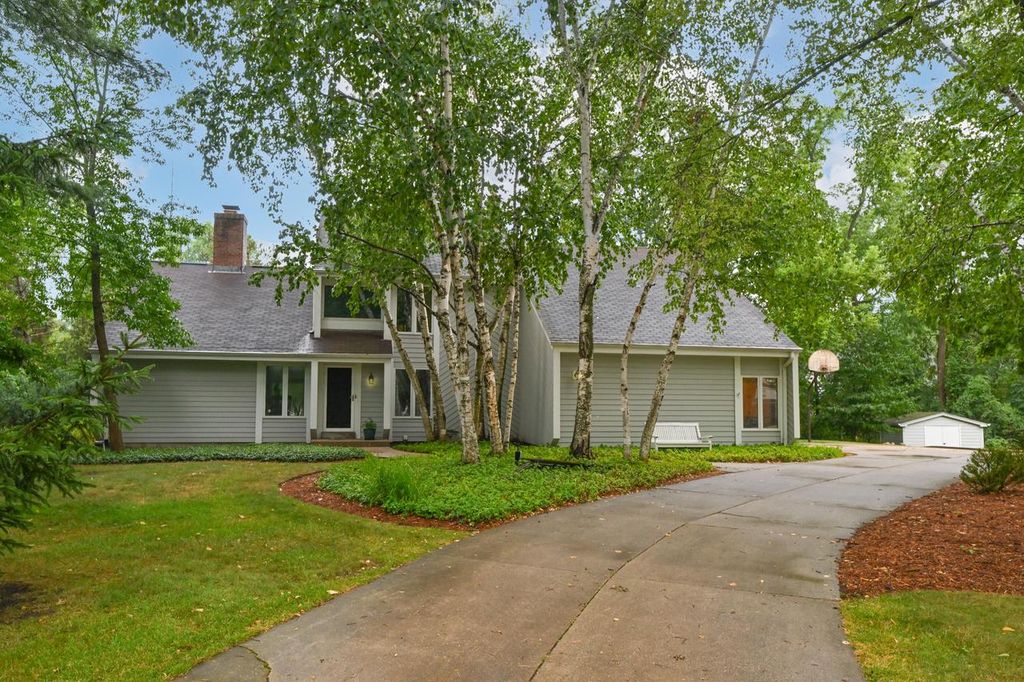 15135 Irene COURT, Elm Grove, WI 53122
