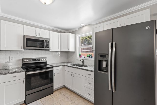 13810 WEBER, Hagerstown, MD 21742