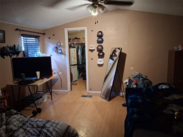 2214 Bitter Creek DR, Austin, TX 78744