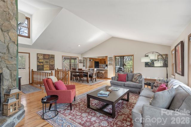 46 Poplar Court, Sapphire, NC 28774