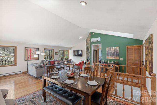 46 Poplar Court, Sapphire, NC 28774