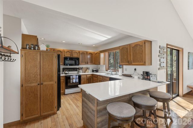 46 Poplar Court, Sapphire, NC 28774