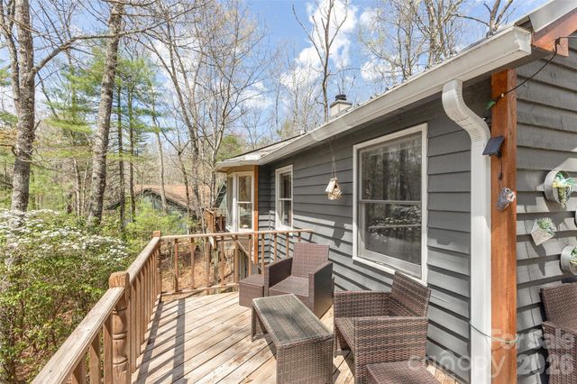 46 Poplar Court, Sapphire, NC 28774