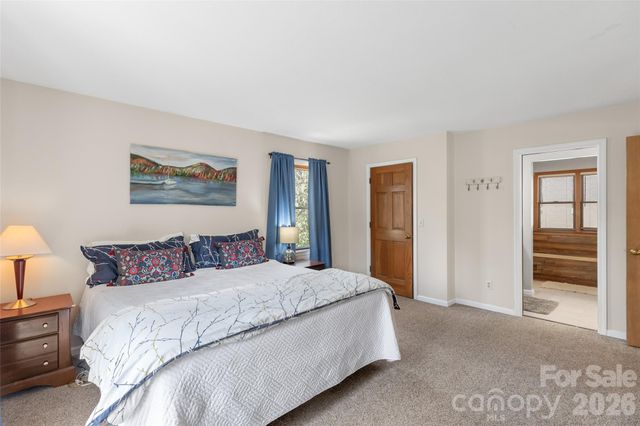 46 Poplar Court, Sapphire, NC 28774