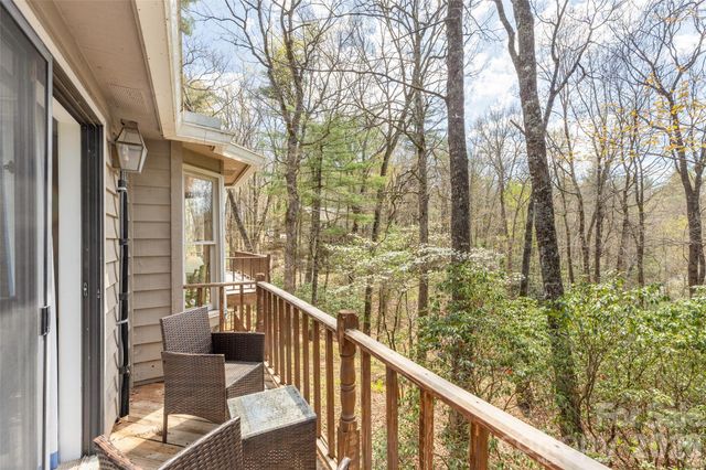 46 Poplar Court, Sapphire, NC 28774