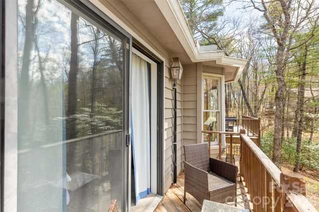 46 Poplar Court, Sapphire, NC 28774