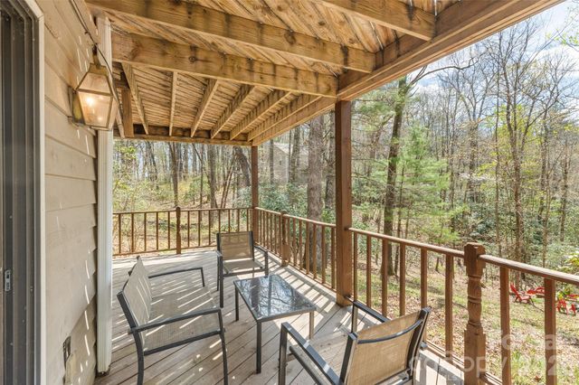 46 Poplar Court, Sapphire, NC 28774