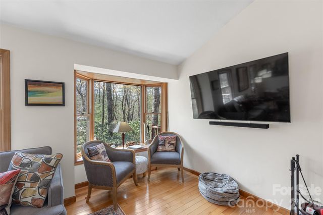 46 Poplar Court, Sapphire, NC 28774