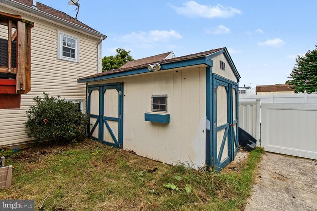 12715 CUNNINGHILL COVE RD, Middle River, MD 21220