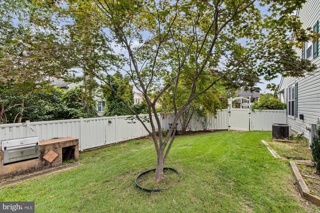 12715 CUNNINGHILL COVE RD, Middle River, MD 21220