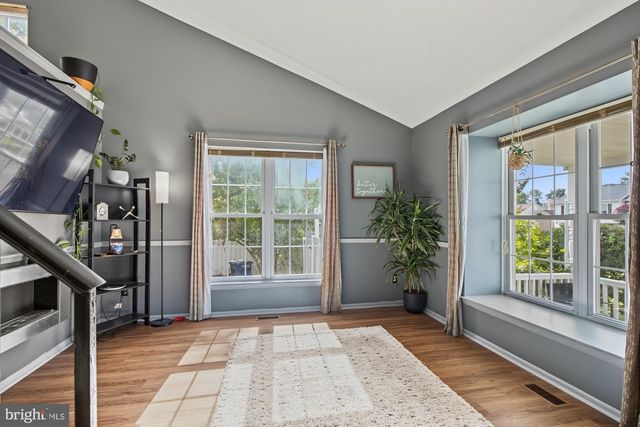 12715 CUNNINGHILL COVE RD, Middle River, MD 21220