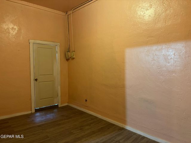 805 Tays Street, El Paso, TX 79901