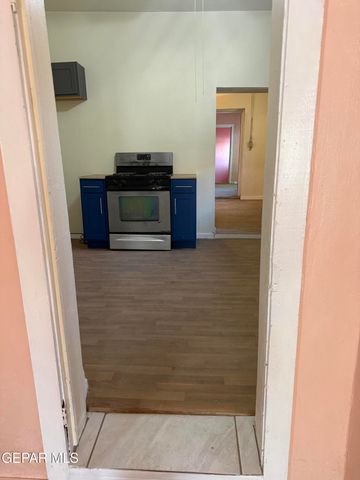 805 Tays Street, El Paso, TX 79901