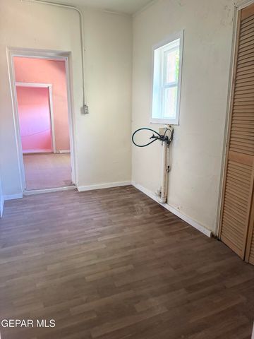 805 Tays Street, El Paso, TX 79901