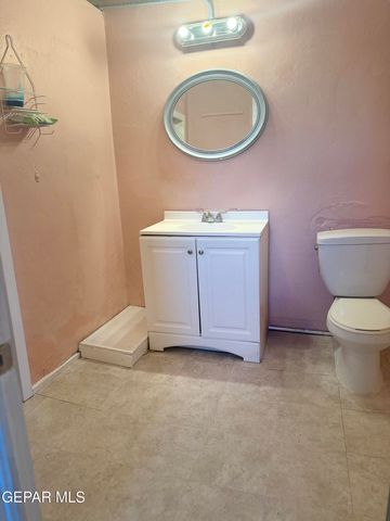 805 Tays Street, El Paso, TX 79901