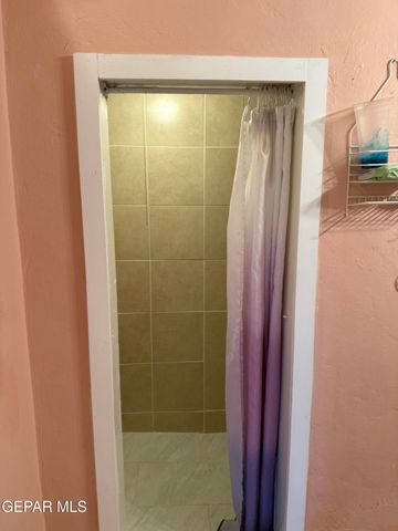 805 Tays Street, El Paso, TX 79901