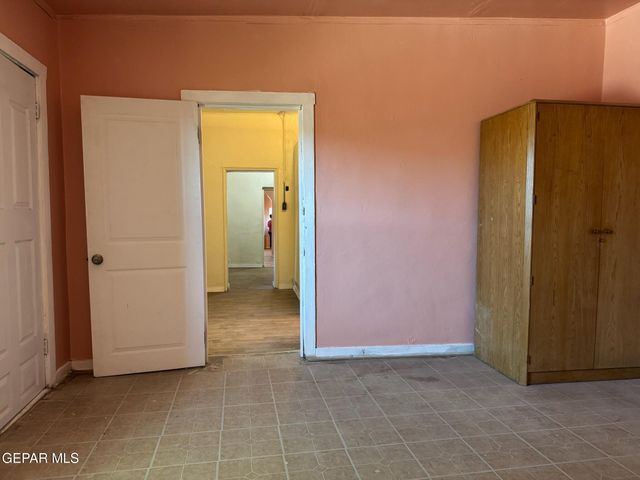 805 Tays Street, El Paso, TX 79901