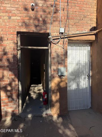 805 Tays Street, El Paso, TX 79901