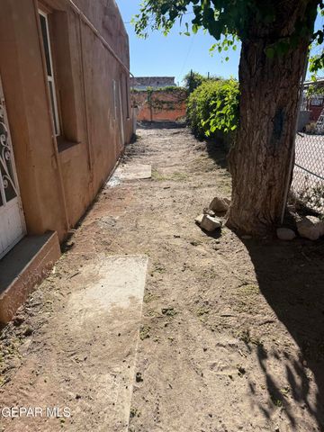 805 Tays Street, El Paso, TX 79901