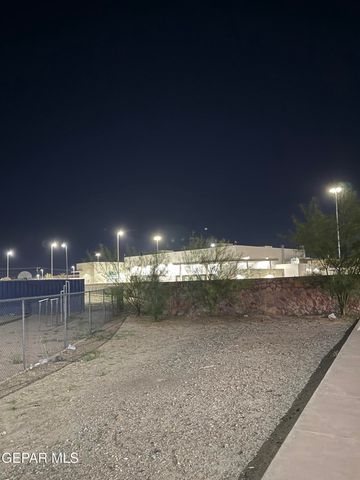 805 Tays Street, El Paso, TX 79901