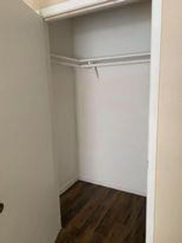 139 Elm DR 206, Lockhart, TX 78644