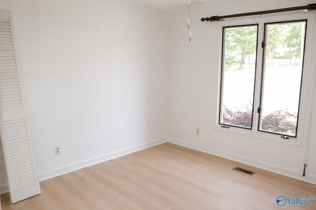 170 Cedar Circle, Guntersville, AL 35976