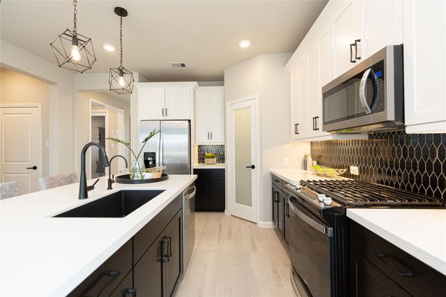 2007 Forest Stream Way, Conroe, TX 77304