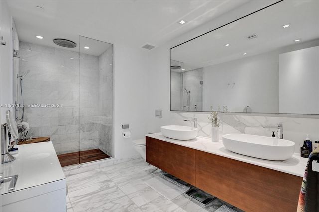 10201 Collins Avenue 404, Bal Harbour, FL 33154