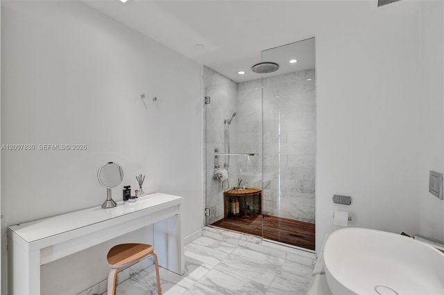 10201 Collins Avenue 404, Bal Harbour, FL 33154