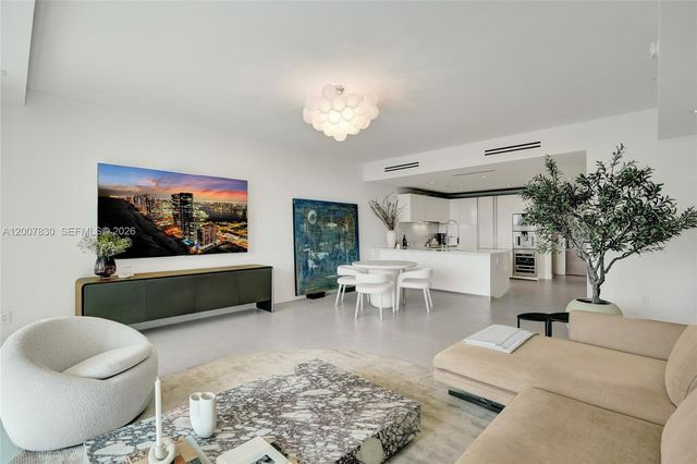 10201 Collins Avenue 404, Bal Harbour, FL 33154