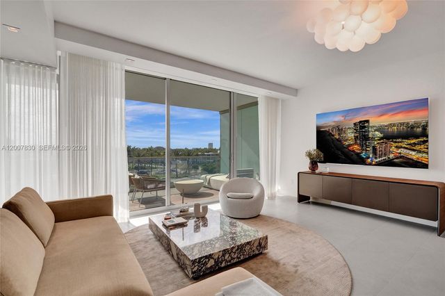 10201 Collins Avenue 404, Bal Harbour, FL 33154