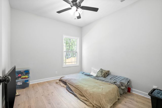 1002 Brightwood Ct, Clarksville, TN 37043