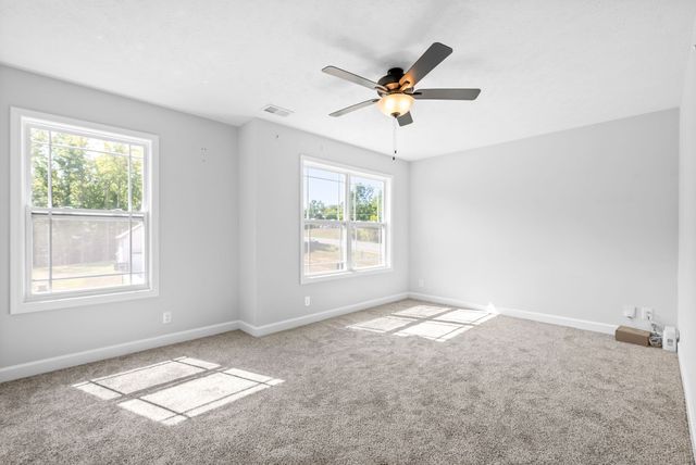 1002 Brightwood Ct, Clarksville, TN 37043